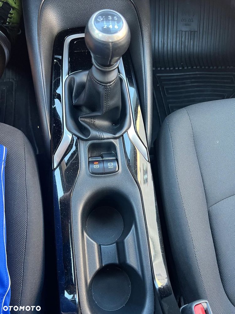 Toyota Corolla 1.6 Comfort - 9