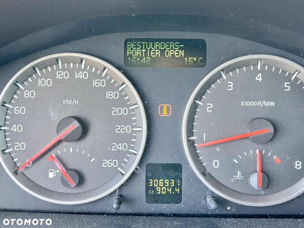 Volvo V50 1.8 - 12