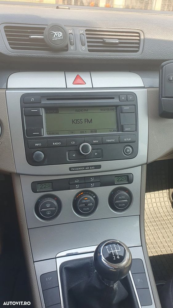 Volkswagen Passat 1.9 TDI DPF Comfortline - 10