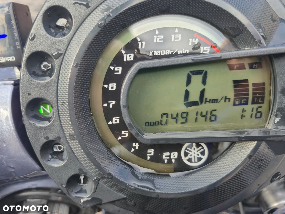 Yamaha FZ6 - 12