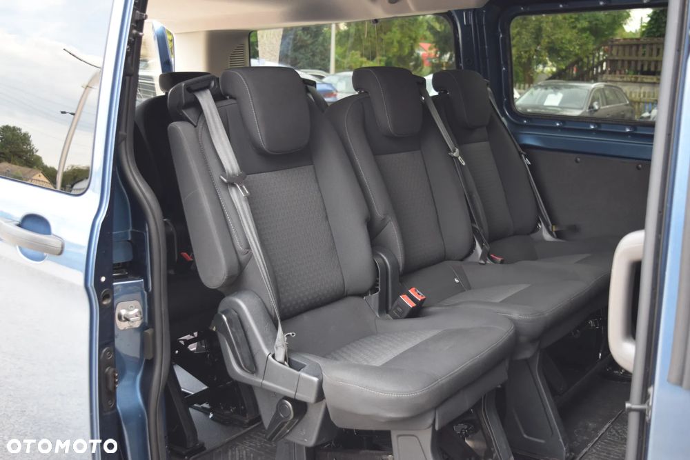 Ford Transit Custom - 32