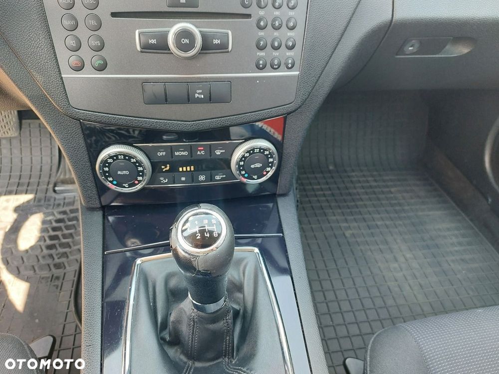 Mercedes-Benz Klasa C - 21