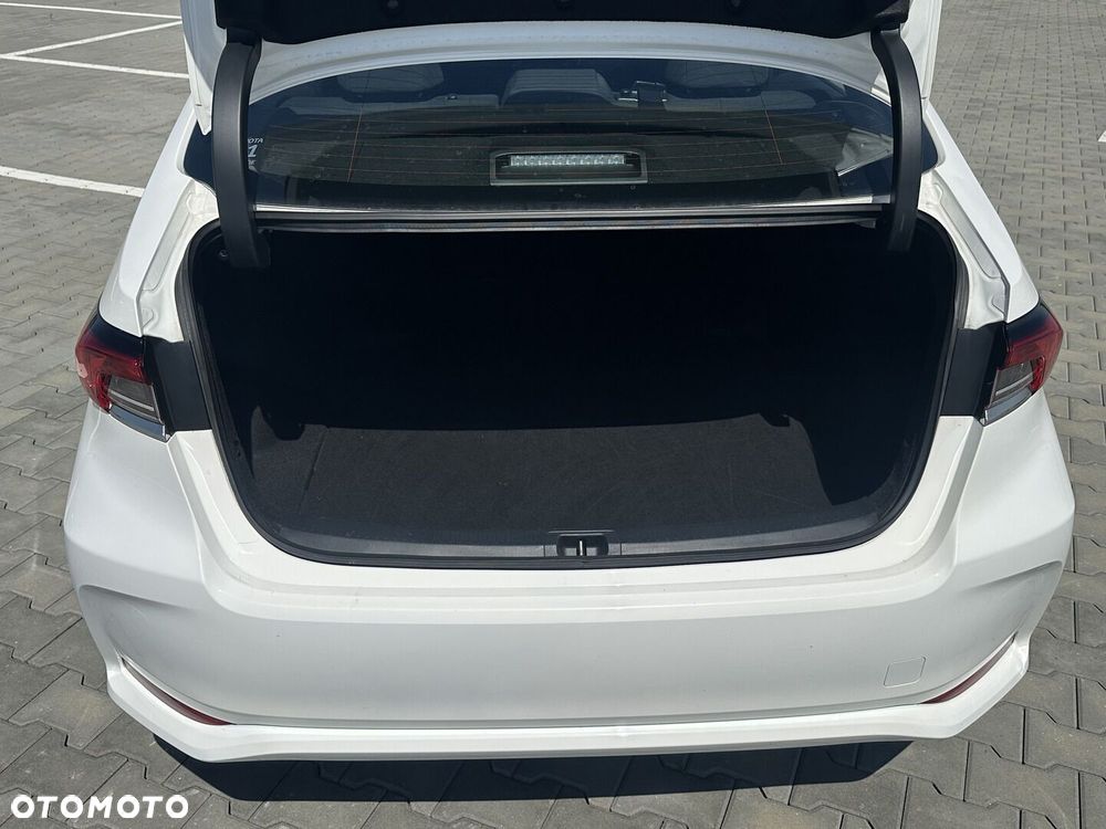 Toyota Corolla 1.8 Hybrid Comfort - 19
