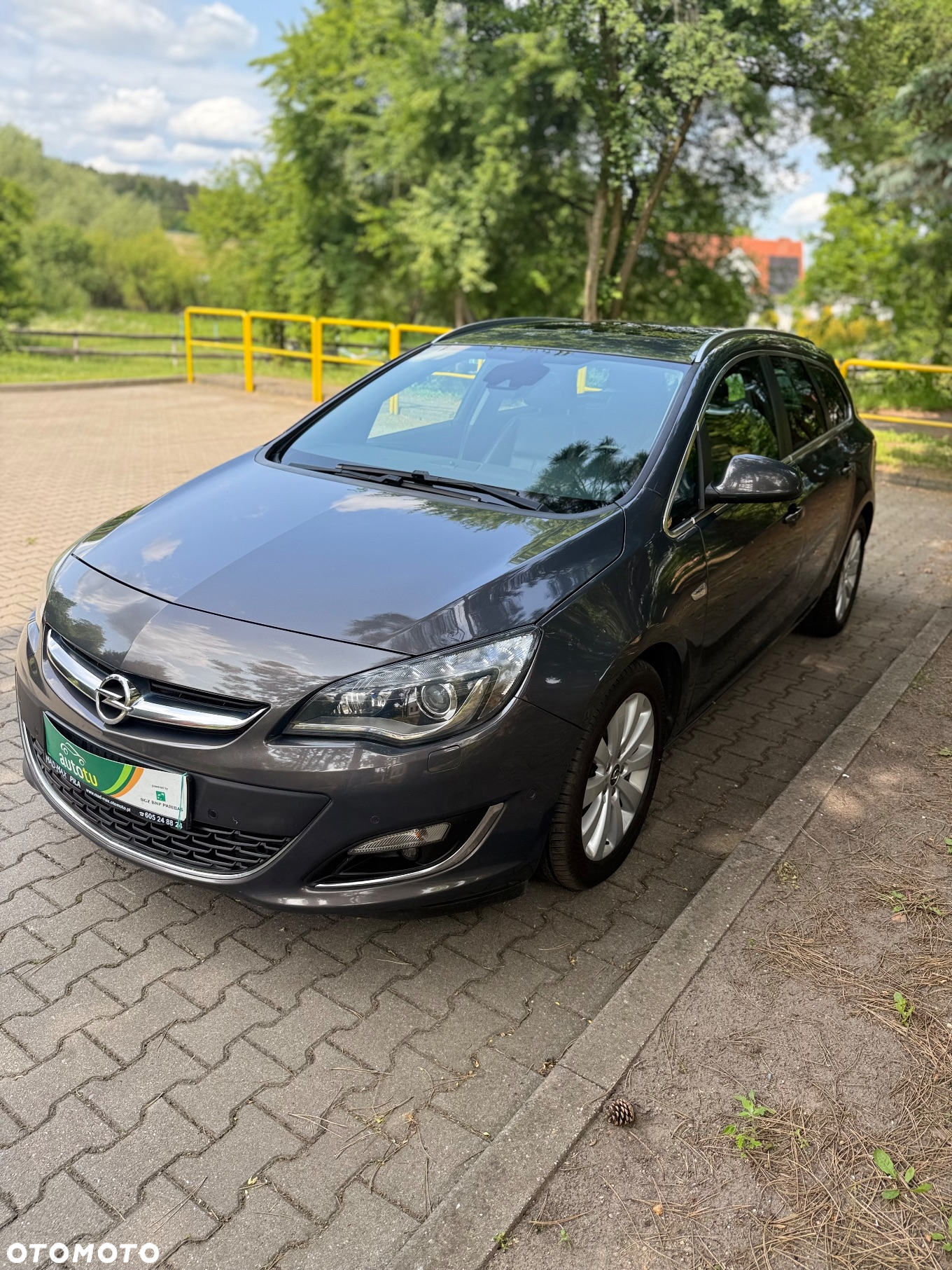 Opel Astra 1.7 CDTI DPF Cosmo - 9