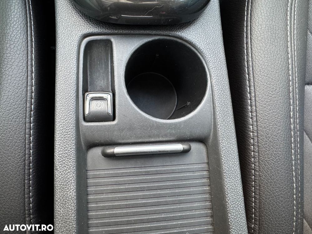 Opel Astra 1.7 CDTI DPF ecoFLEX Sports TourerStart/Stop Design Edition - 13