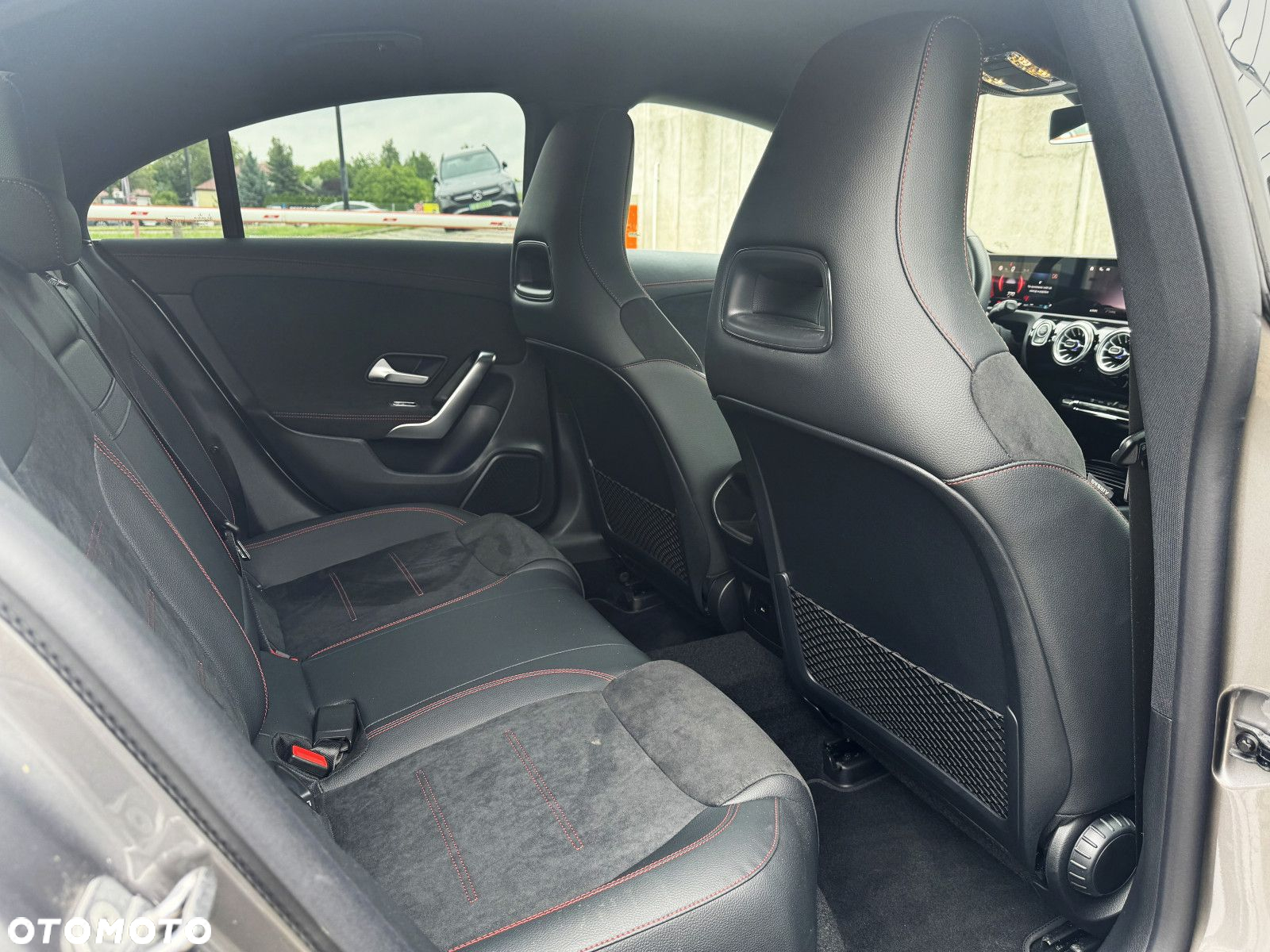 Mercedes-Benz CLA - 15