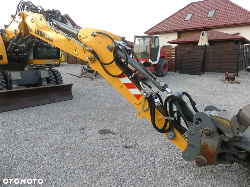 Liebherr A914 Compact / z Niemiec / 7740mtg / - 38