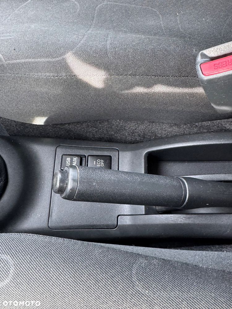 Toyota Yaris 1.33 Luna - 20