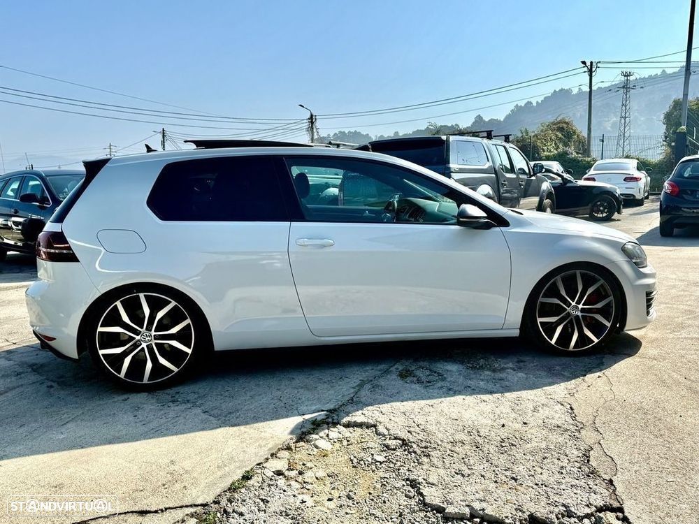VW Golf 2.0 TSi GTi DSG Performance - 36