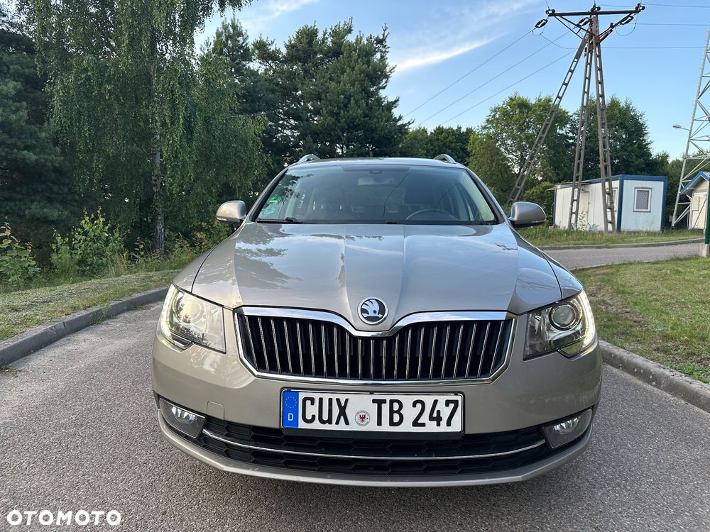 Skoda Superb 2.0 TSI DSG Exclusive - 3