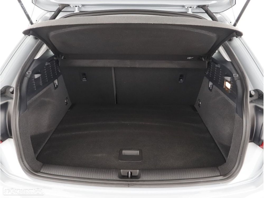 Audi Q2 35 TFSI Advanced S tronic - 25