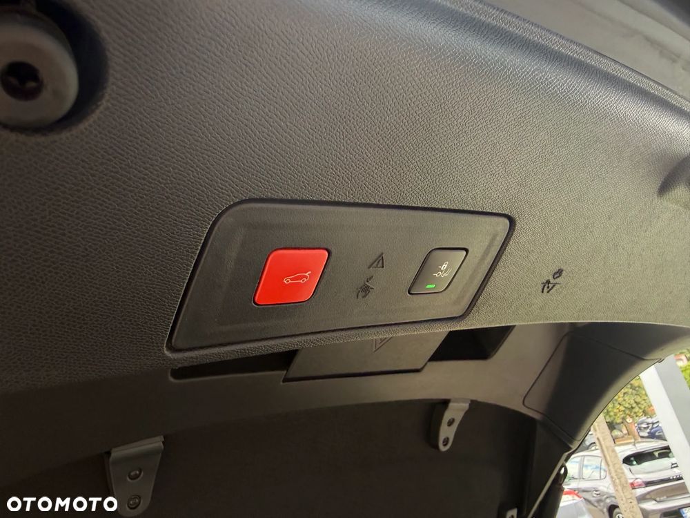 Peugeot 508 BlueHDi 130 EAT8 Allure - 33