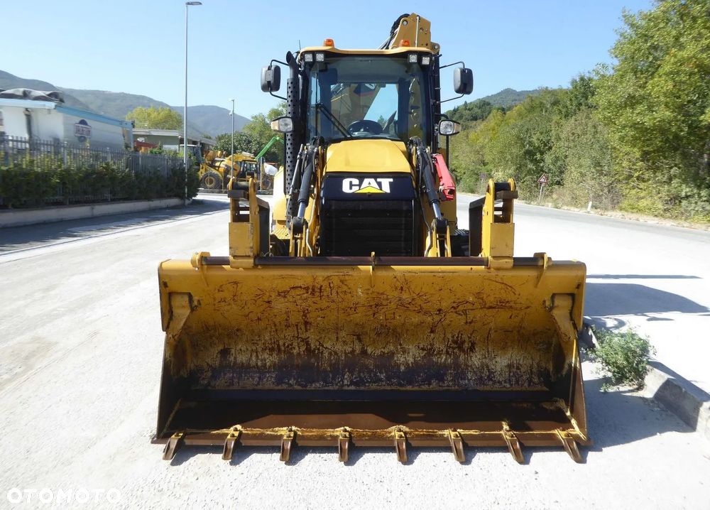 Caterpillar 432 F2 4-cylindrowy - 8