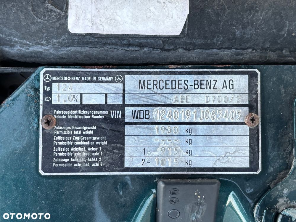 Mercedes-Benz Klasa E - 17
