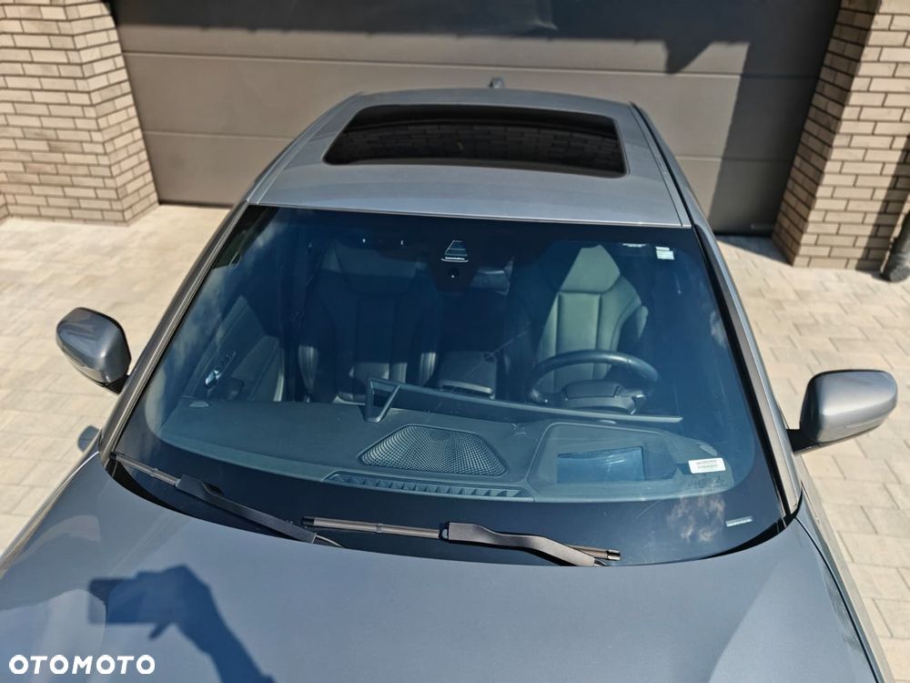 BMW Seria 3 330e M Sport - 13