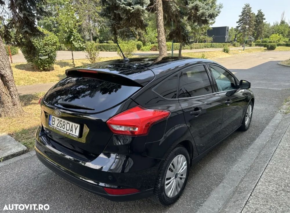 Ford Focus - 3