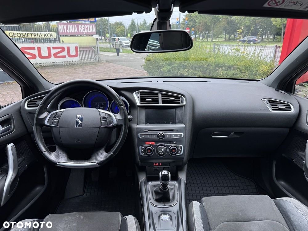DS Automobiles DS 4 - 11