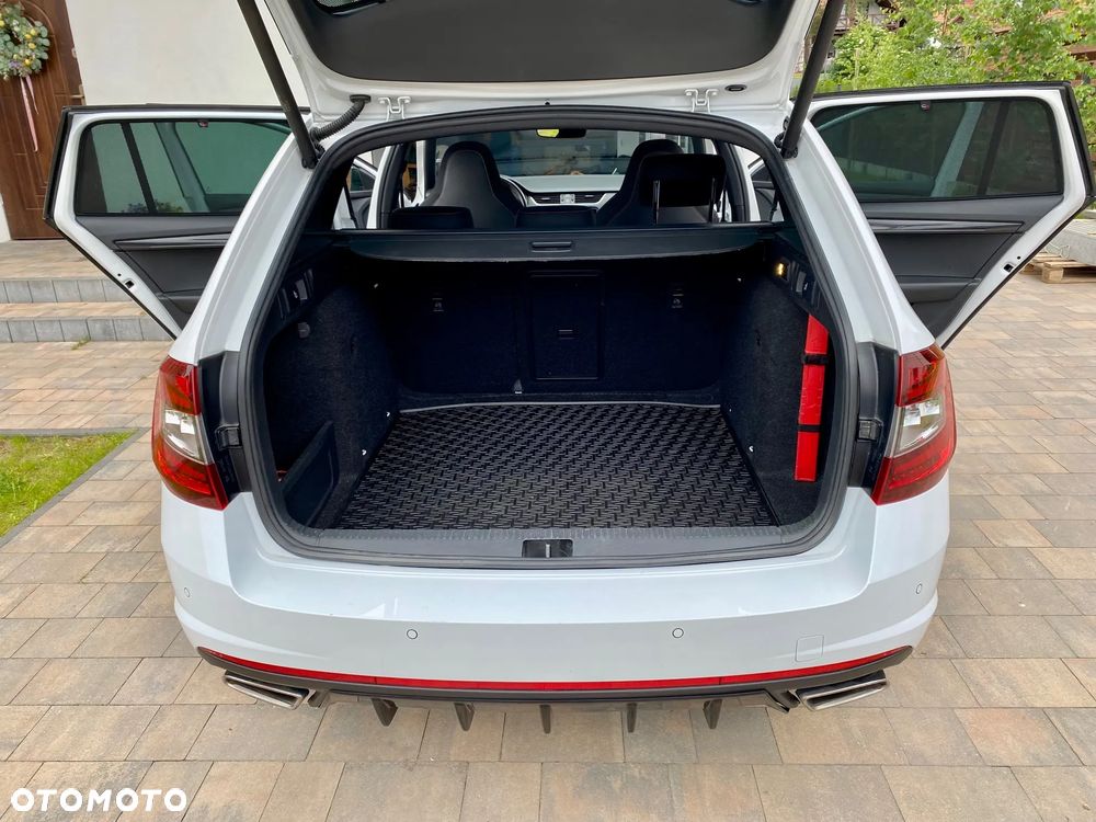 Skoda Octavia 2.0 TSI RS 245 DSG - 13