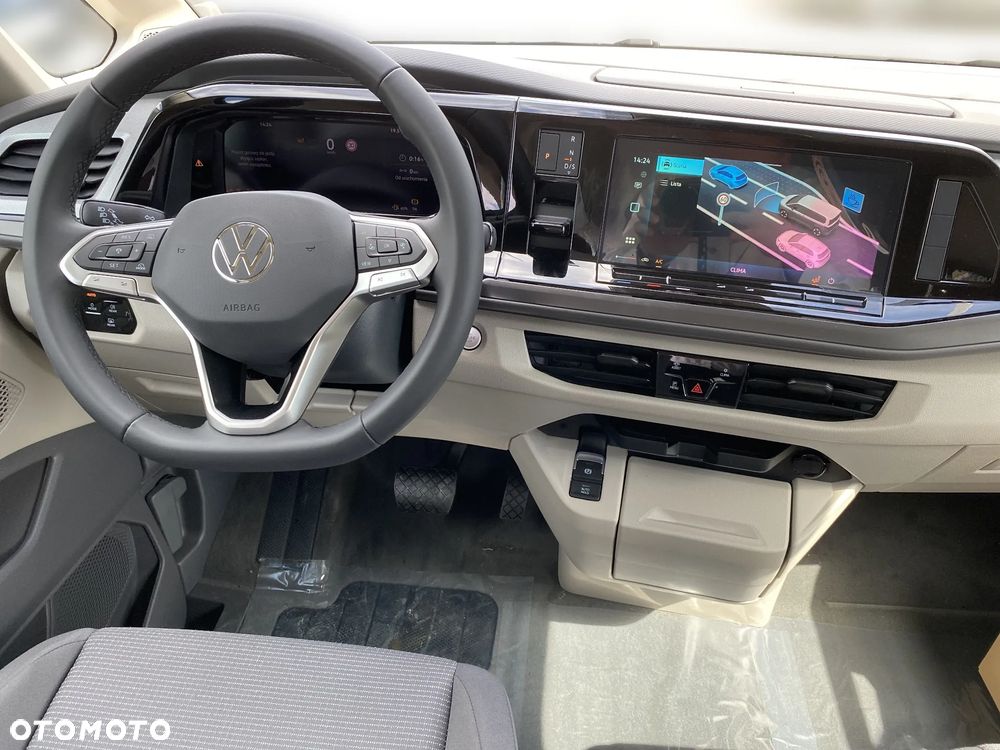 Volkswagen Multivan - 15