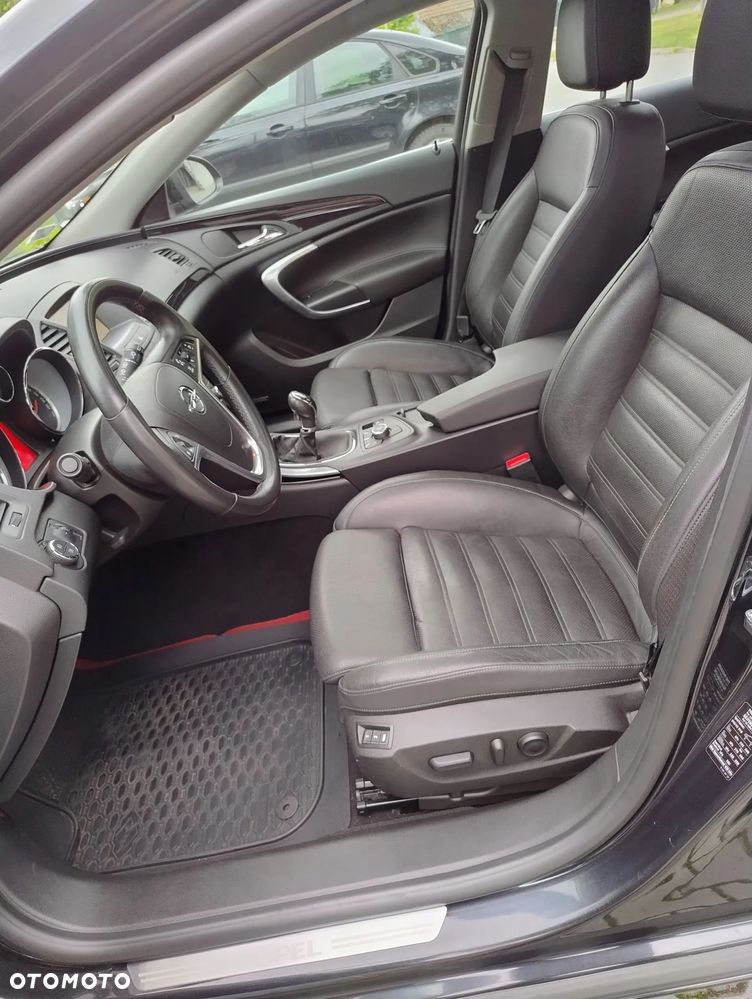 Opel Insignia - 10