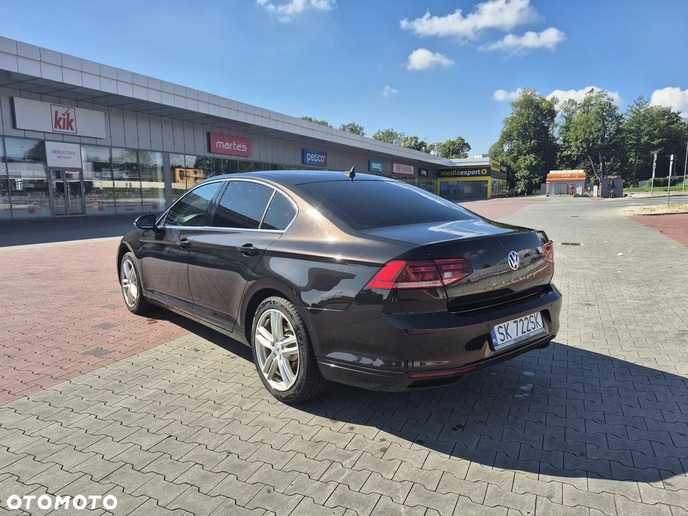 Volkswagen Passat 2.0 TSI Business DSG - 5