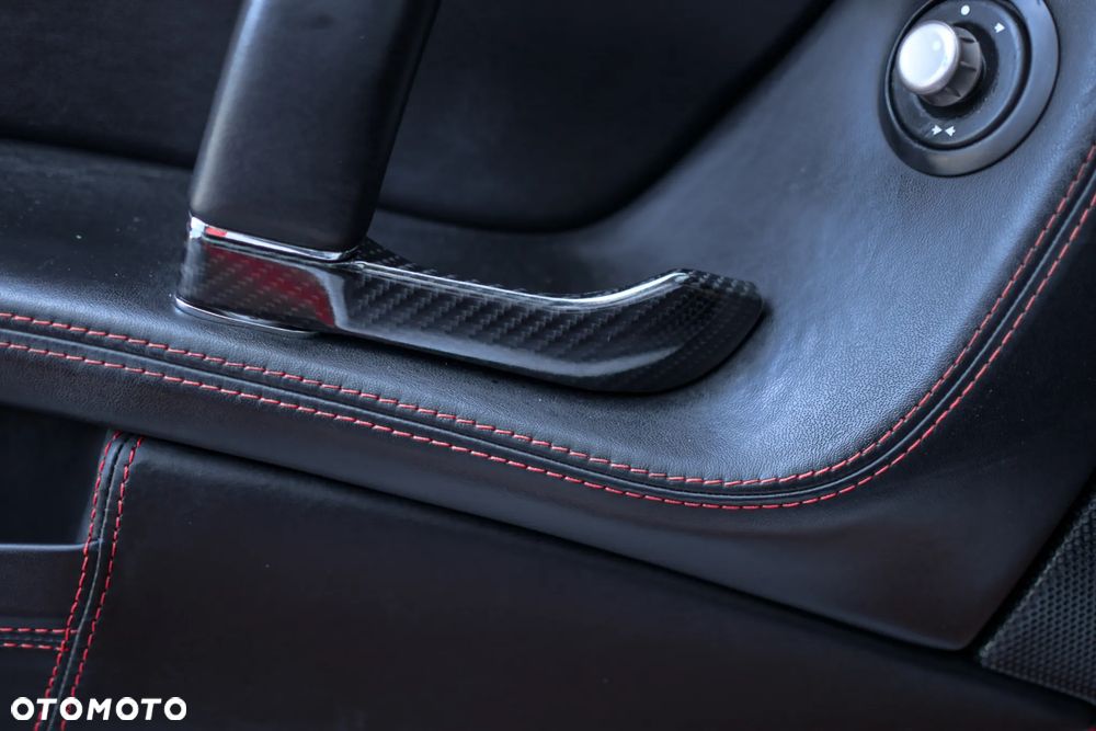 Ferrari California - 24