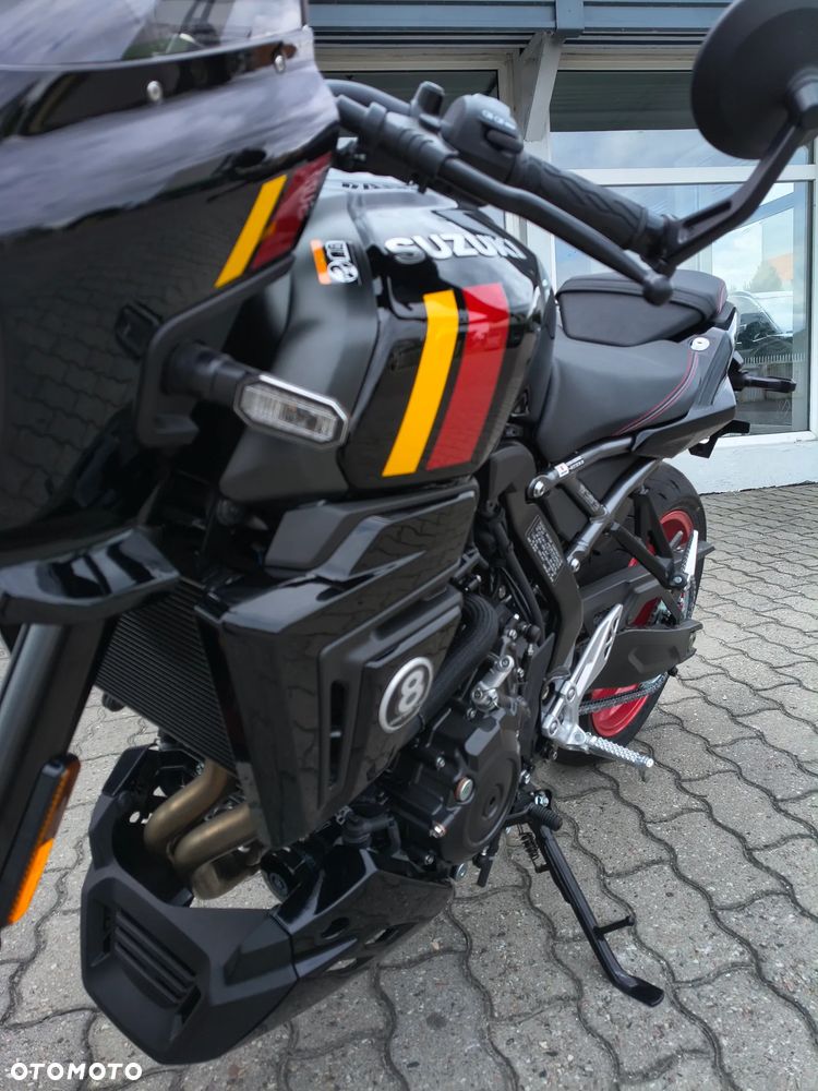 Suzuki GSX - 9