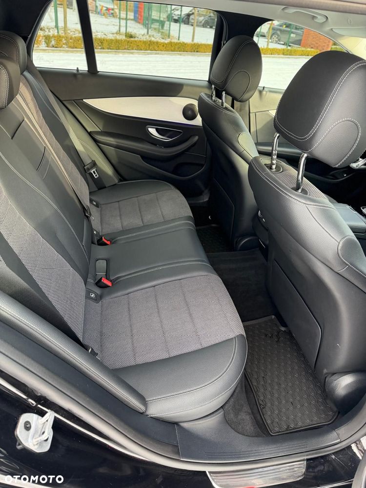 Mercedes-Benz Klasa E 300 de 4Matic 9G-TRONIC Avantgarde - 14