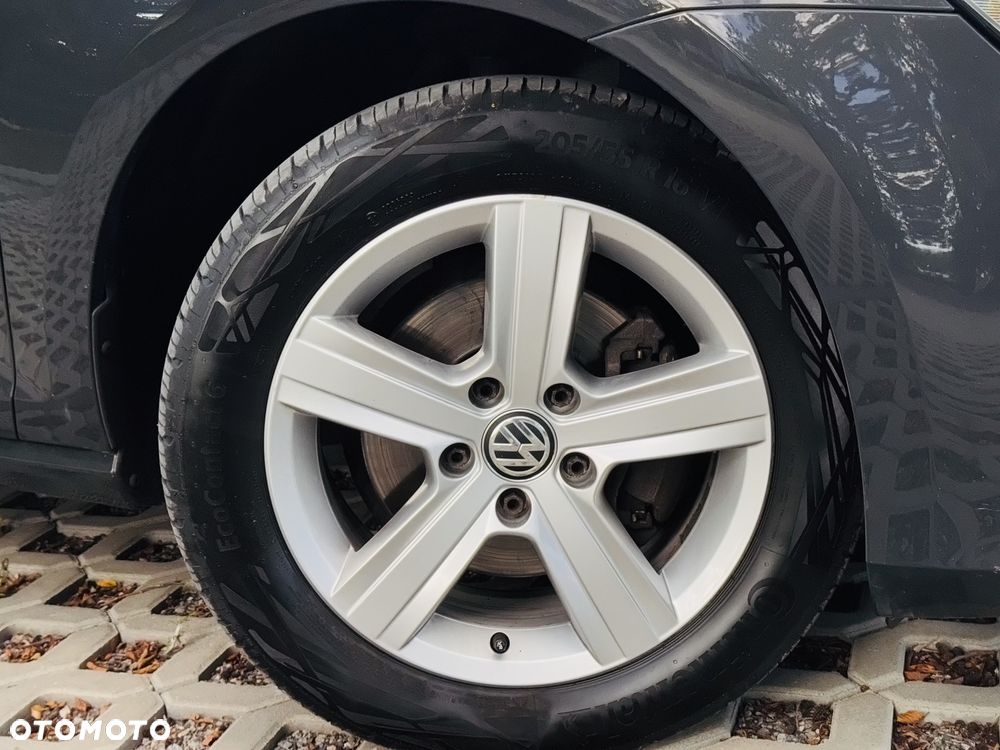 Volkswagen Golf Variant - 12