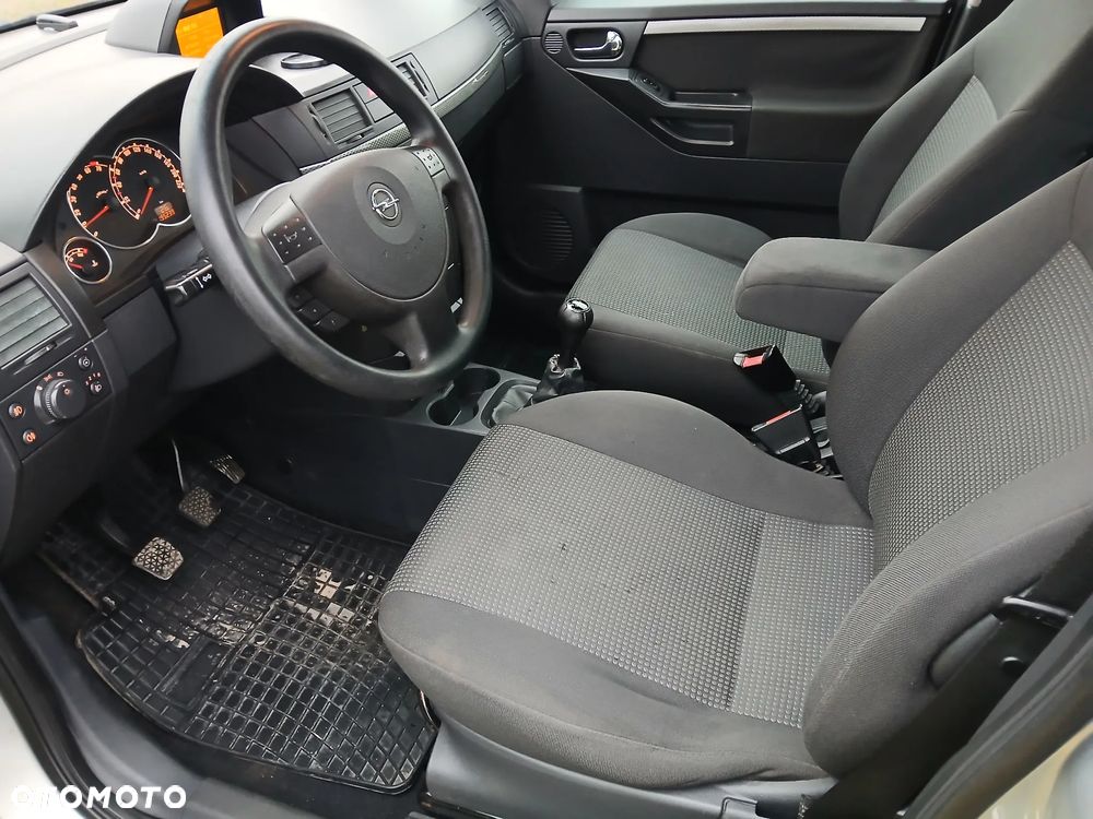 Opel Meriva 1.6 16V Cosmo - 19