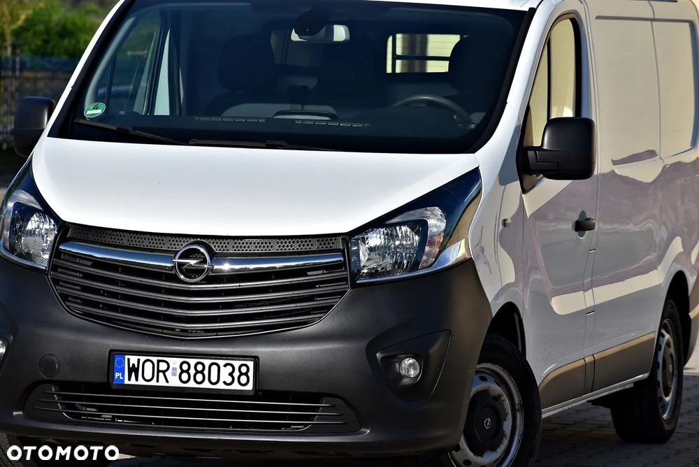 Opel Vivaro - 17