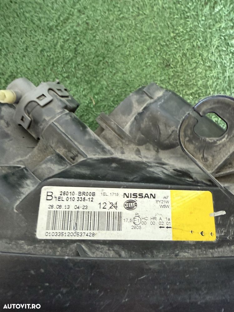 Far dreapta Nissan Qashqai j10 2012 - 4