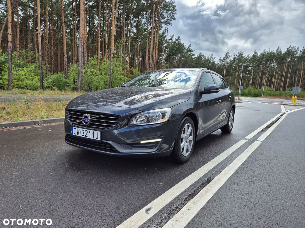 Volvo V60 D2 Kinetic - 2