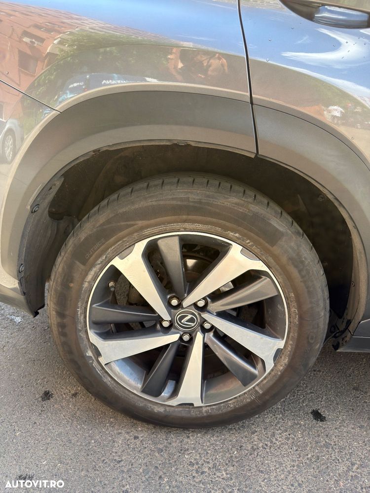 Lexus Seria NX 300h E-FOUR Luxury Line - 33