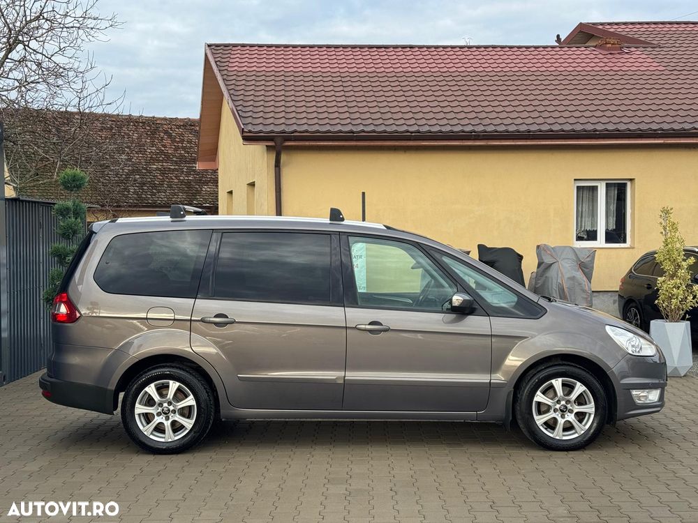 Ford Galaxy 2.0 TDCi Ghia - 5