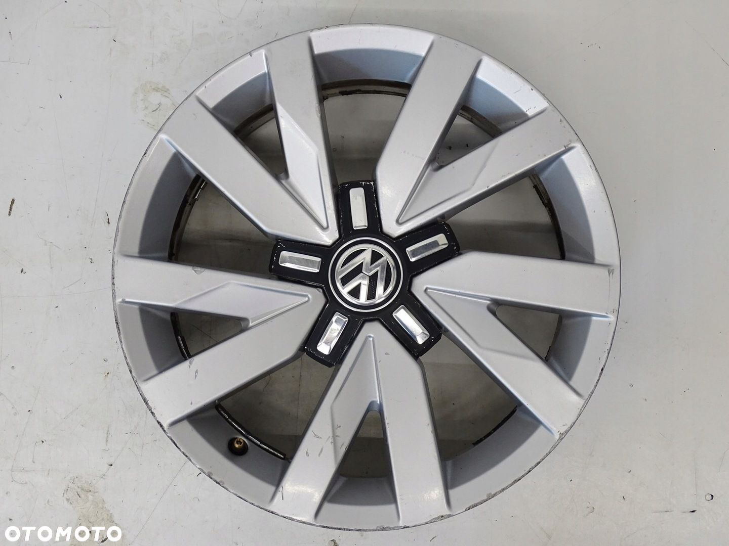 4X FELGI ALUFELGI R16 VW PASSAT B8 3G 6.5J ET41 - 2