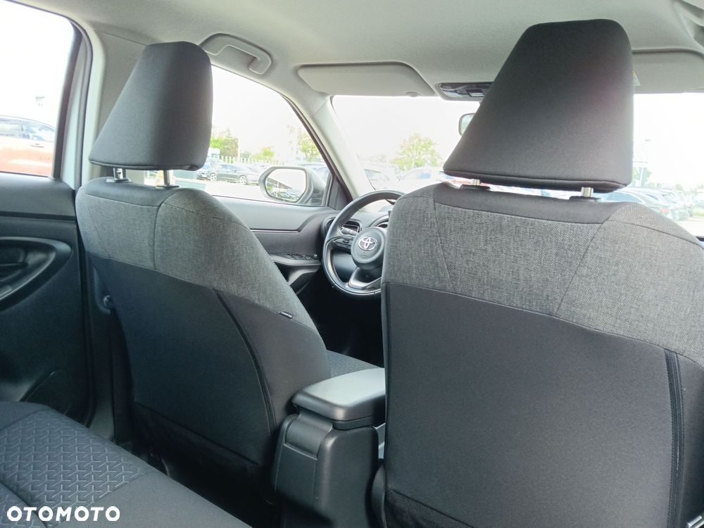 Toyota Yaris Cross Hybrid 1.5 Comfort - 12