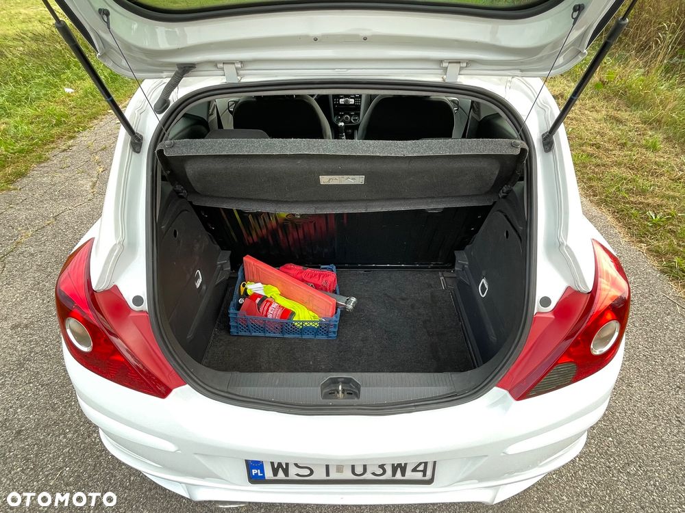 Opel Corsa 1.4 16V Sport - 17