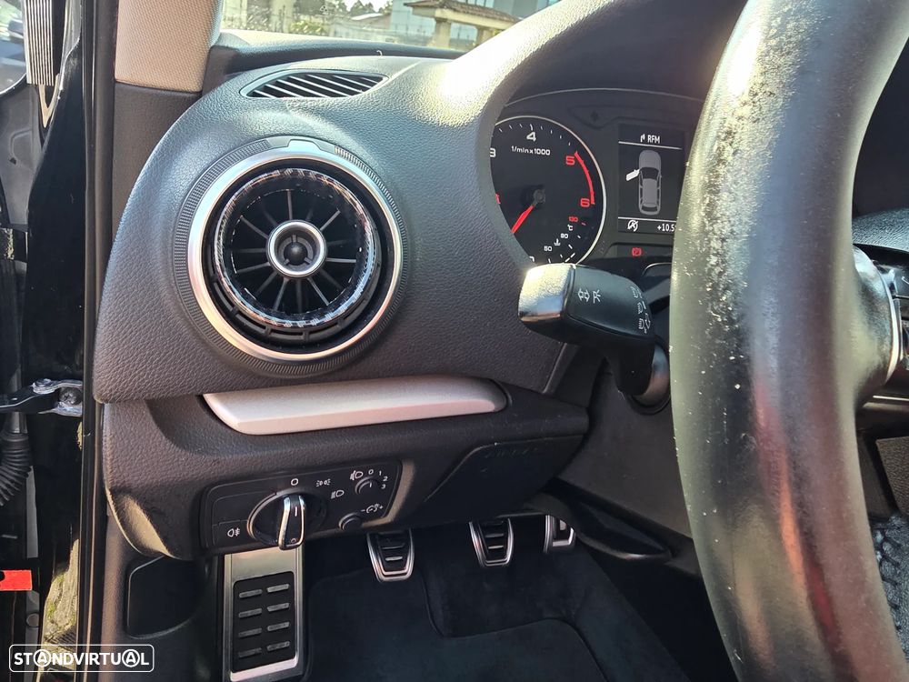 Audi A3 Sportback 1.6 TDI (clean diesel) S line Sport Pack - 22