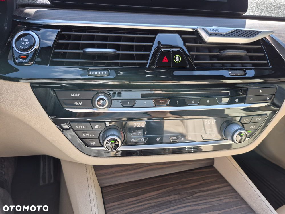 BMW Seria 5 520d Efficient Dynamics Sport Line sport - 27