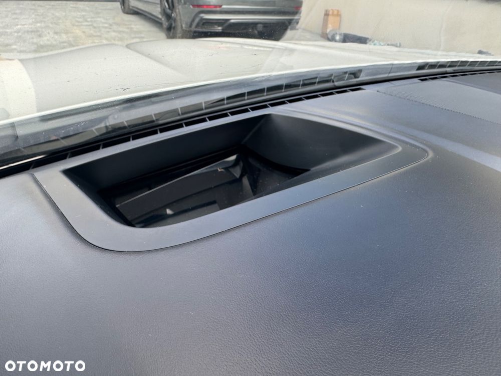 BMW Seria 5 M550d xDrive - 25