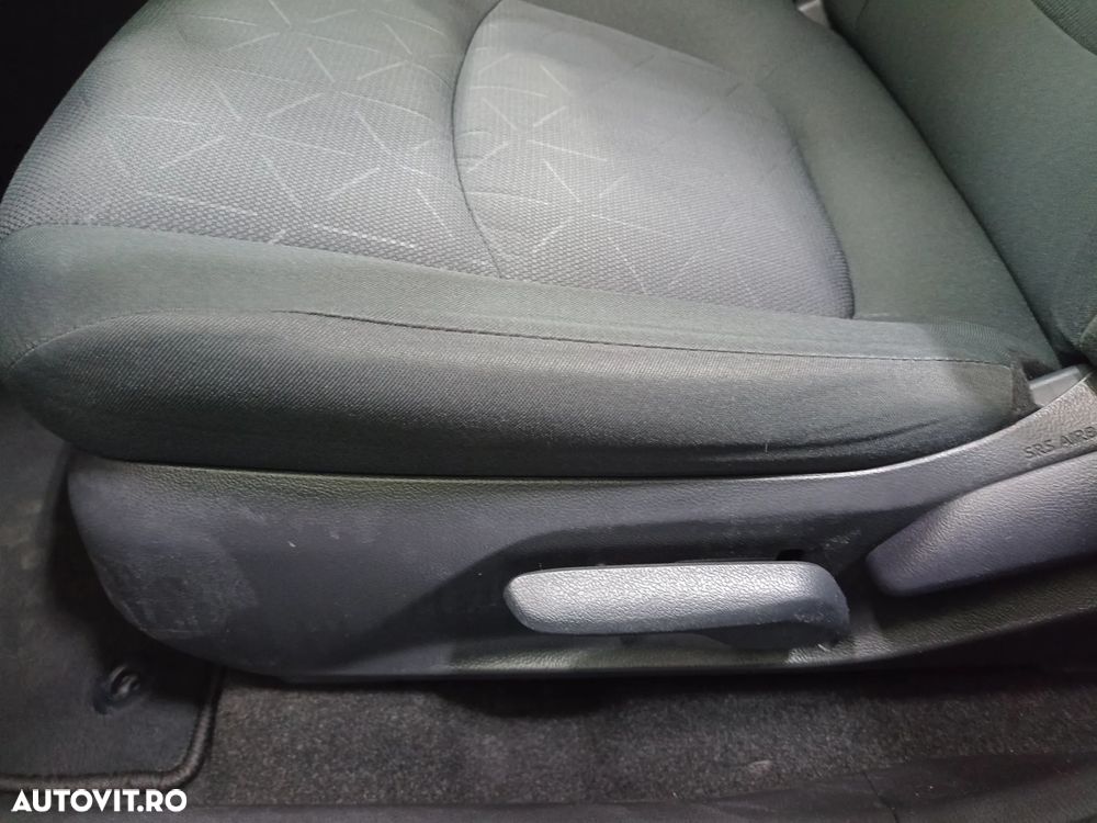 Toyota RAV4 2.0P CVT AWD Dynamic - 10