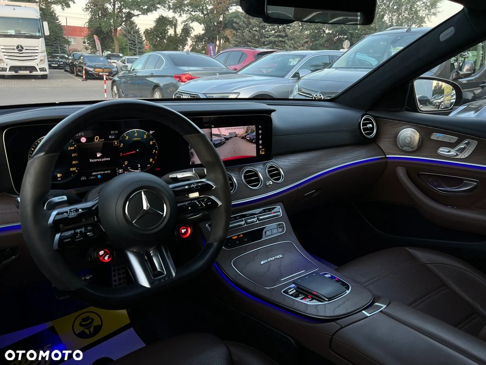 Mercedes-Benz Klasa E - 21