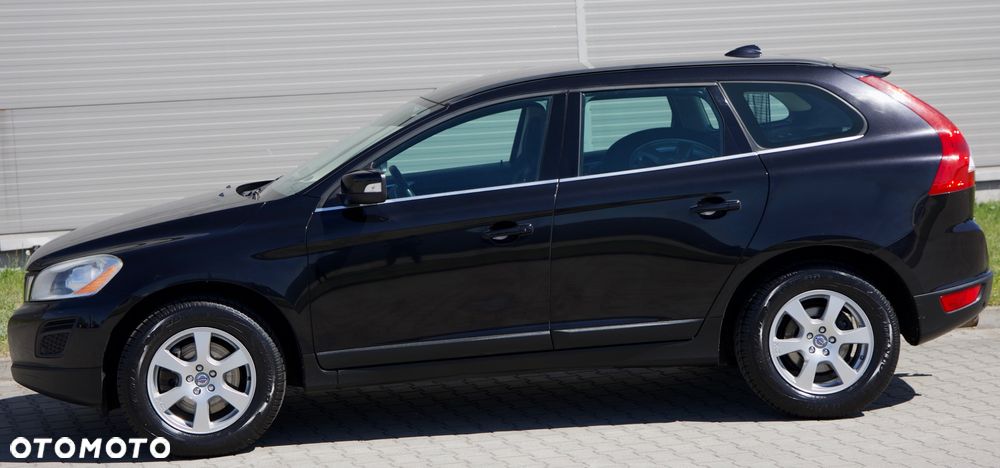 Volvo XC 60 D4 Momentum - 6