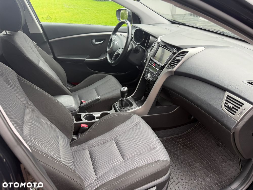 Hyundai i30 blue 1.6 GDI YES Gold - 20