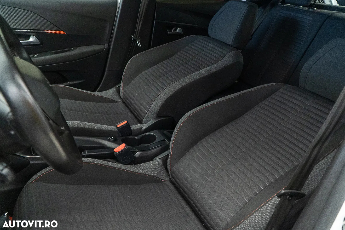 Peugeot 208 PureTech 75 Allure Pack - 22