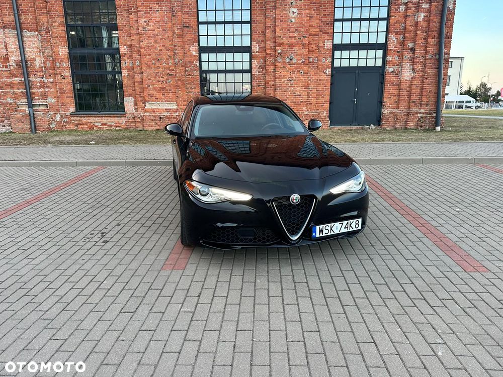 Alfa Romeo Giulia 2.0 Turbo 16V AT8-Q4 Sprint - 3