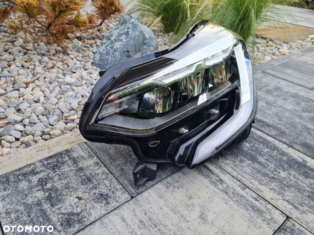 RENAULT CAPTUR II Kompletna Lampa lewa przód Full Led 260608054R - 3