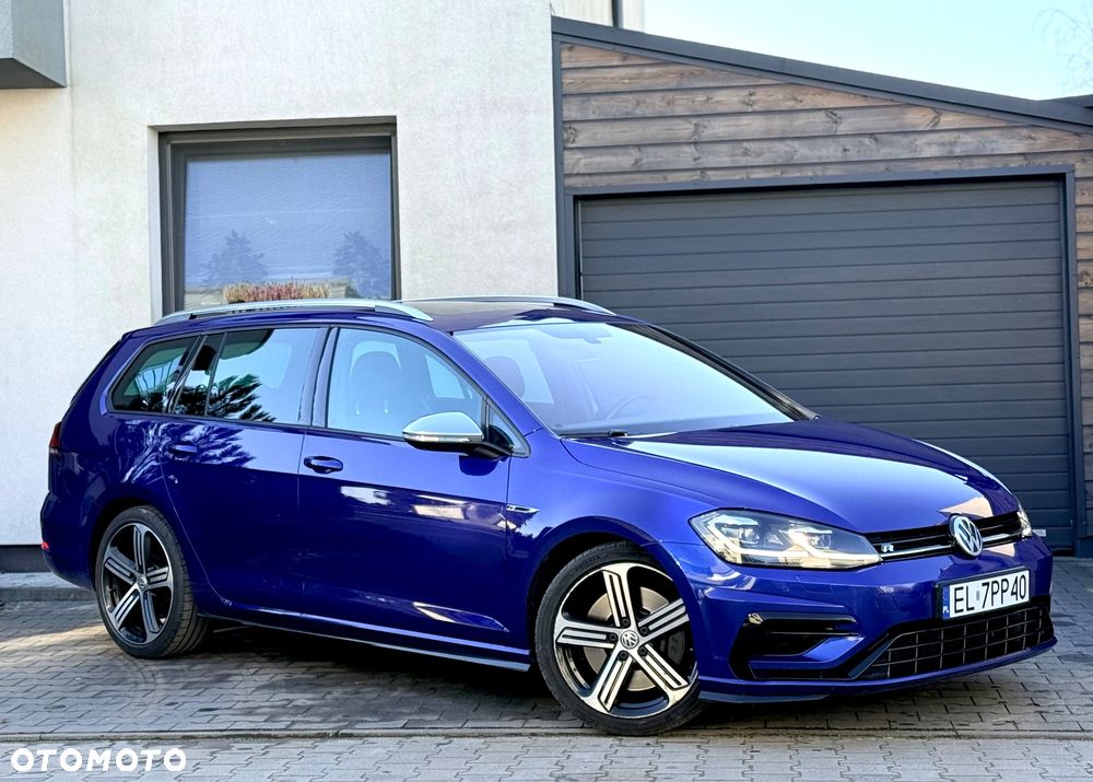 Volkswagen Golf - 6