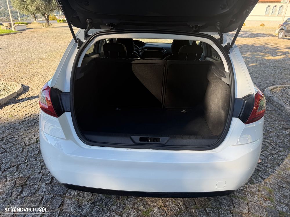 Peugeot 308 - 15